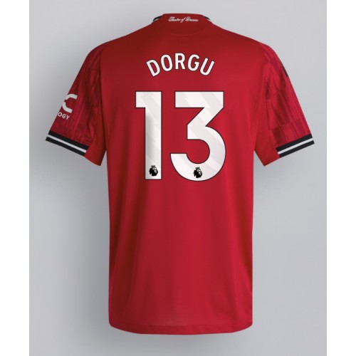 Stroje piłkarskie Manchester United Patrick Dorgu #13 Koszulka Podstawowej 2025-26 Krótki Rękaw